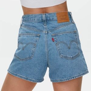 Levi’s Premium High Loose Shorts Denim High Rise Relaxed Baggy 90s Blue Wash 31